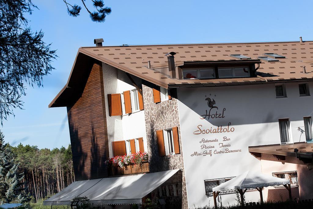 Hotel Scoiattolo Baselga di Pinè Eksteriør bilde